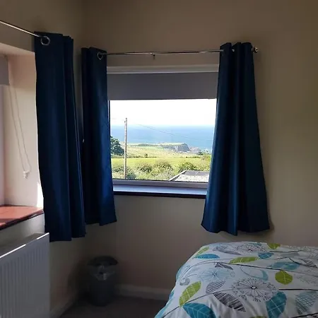 Mcconaghys Glenside Farmhouse Whitepark Bay Ballintoy Exterior photo