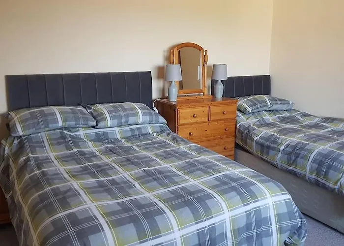 Mcconaghys Glenside Farmhouse Whitepark Bay