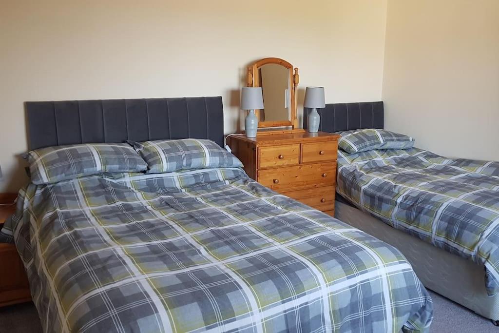 Mcconaghys Glenside Whitepark Bay Holiday home *
