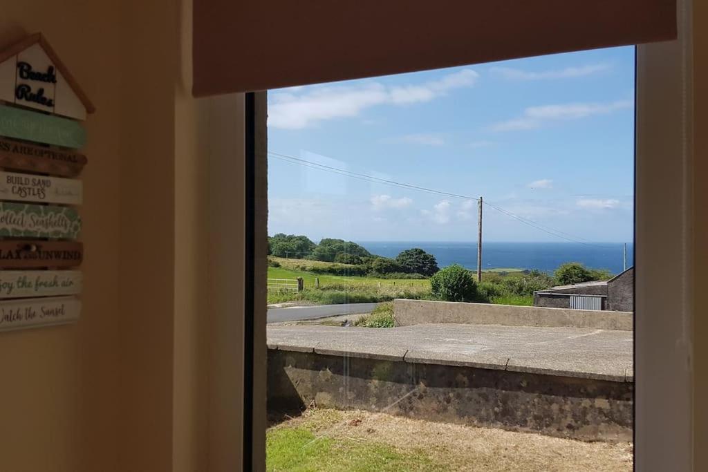 Mcconaghys Glenside Whitepark Bay Holiday home *